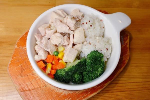 森林小徑健行店对宠物超友善